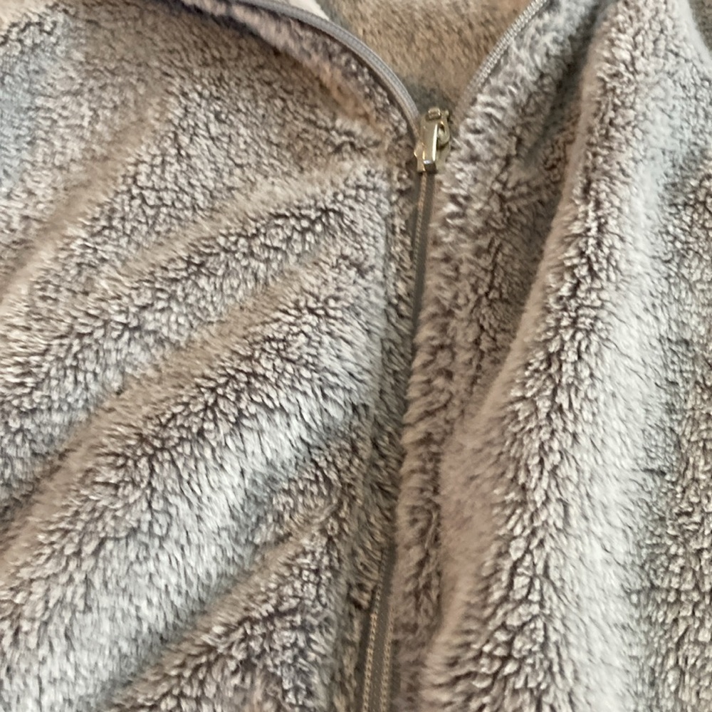 NWOT Fuzzy Zip Up Light Grey Croft & Barrow Petite XL - Picture 5 of 6